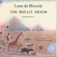 The Biscuit Moon in Romanian and English